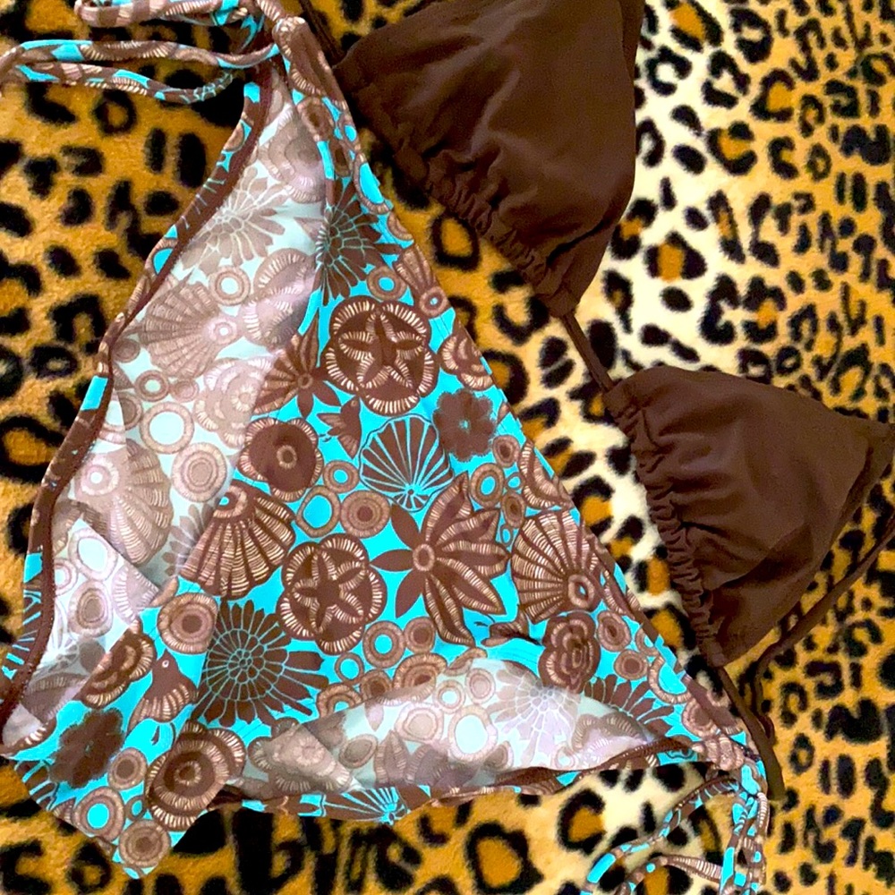 Itty bitty bikini Sz M